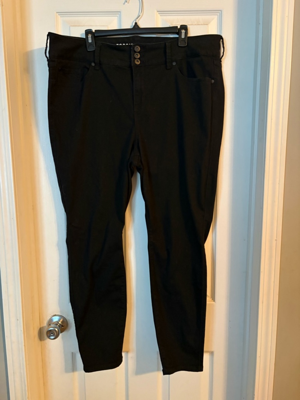 torrid Black Skinny Jeans